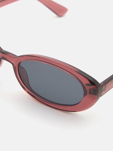 Occhiali da sole di Pull&Bear in rosso