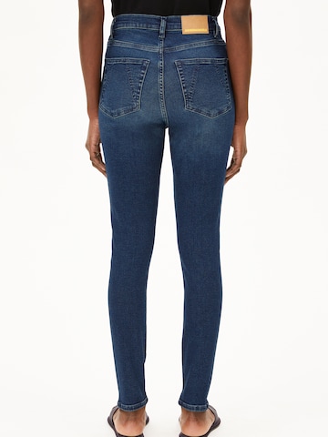 ARMEDANGELS Skinny Jeans in Blauw