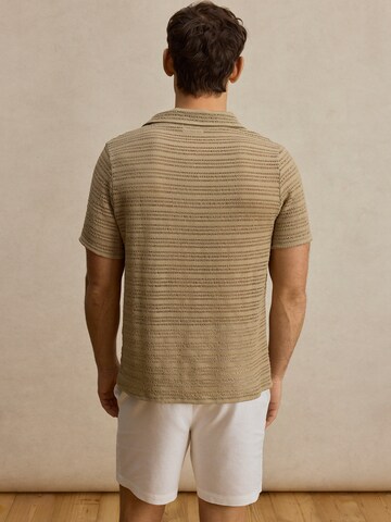 DAN FOX APPAREL Тениска 'Jon' в бежово