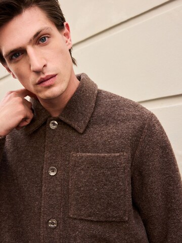 Next Regular fit Tussenjas in Bruin