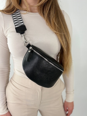 lePelou Fanny Pack 'MIRA medium' in Black