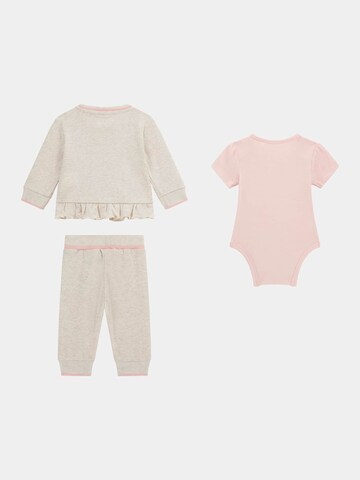 GUESS Set in Pink