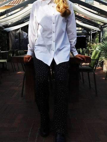 Maglietta ' SARA ' di Liberte Essentiel in bianco