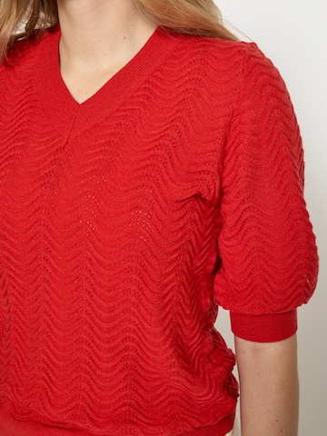 Peppercorn Top 'Ruthia' in Oranje