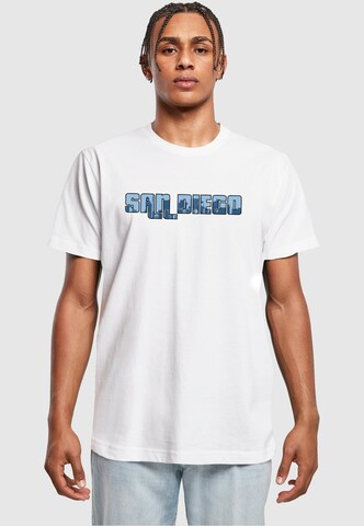 Merchcode T-Shirt 'Grand San Diego Skyline' in Weiß: Vorderseite