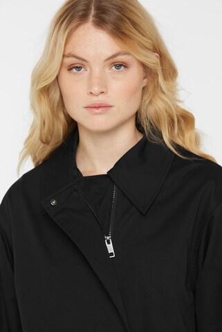 SENSES.THE LABEL Between-Seasons Coat in Black