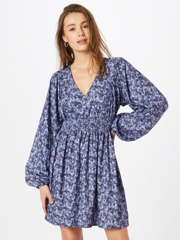 Robe NA-KD en violet : devant