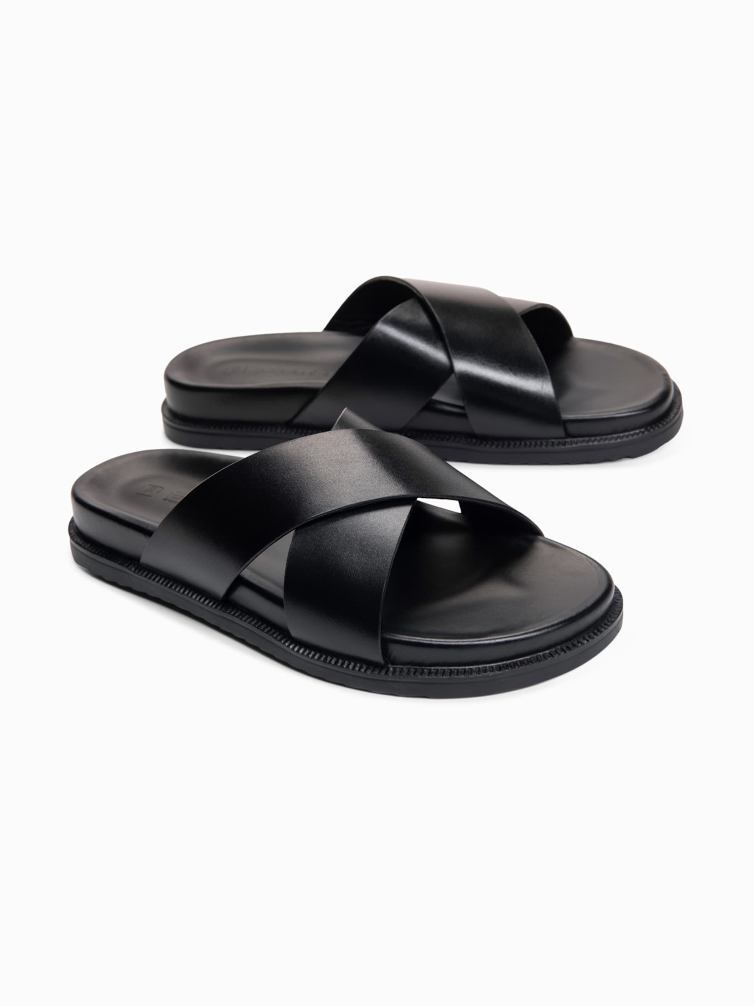 Ombre Mule in Black