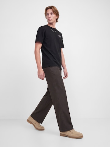 JACK & JONES Póló 'JJJorfrederiksberg' - fekete