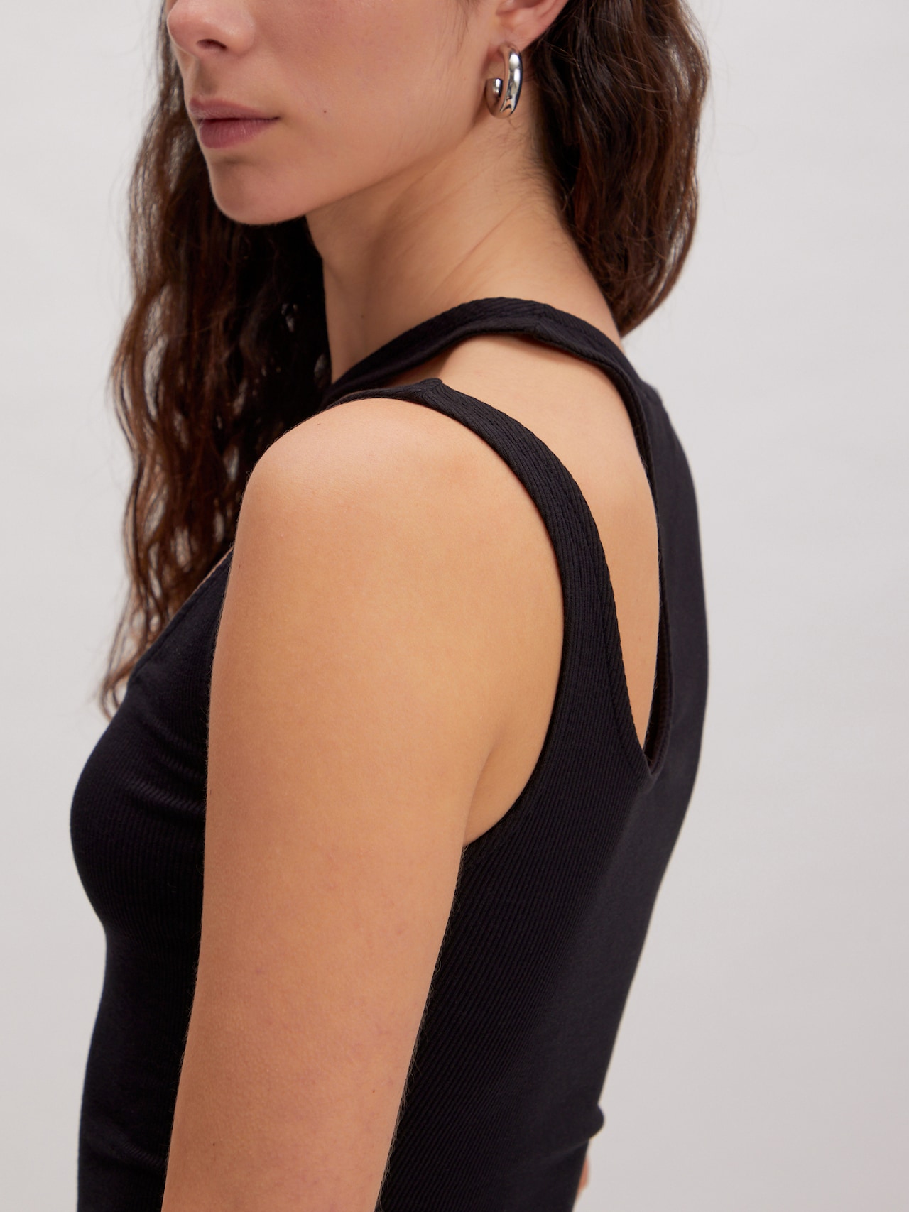 EDITED Novedades Top 'Lilian' negro