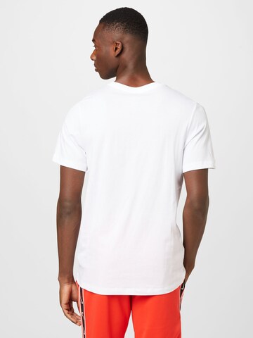 NIKE Performance shirt in White
