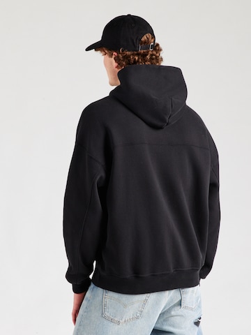 Felpa di Abercrombie & Fitch in nero