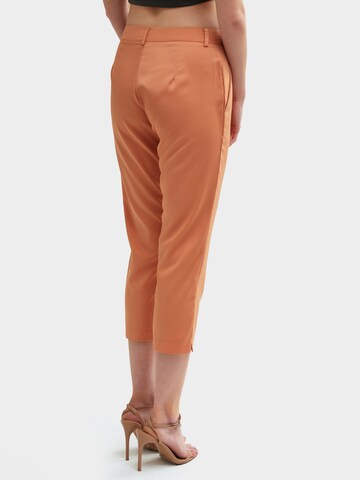 Influencer Slim fit Trousers in Orange