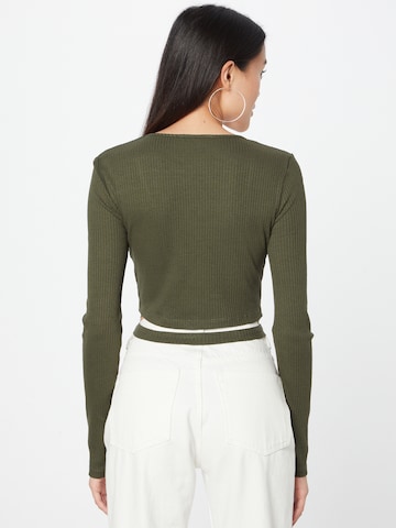 ABOUT YOU Shirt 'Charlott' in Green