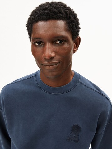 ARMEDANGELS Sweatshirt in Blauw: voorkant