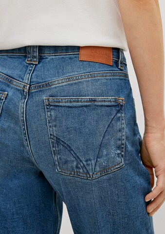 Regular Jeans de la comma casual identity pe albastru