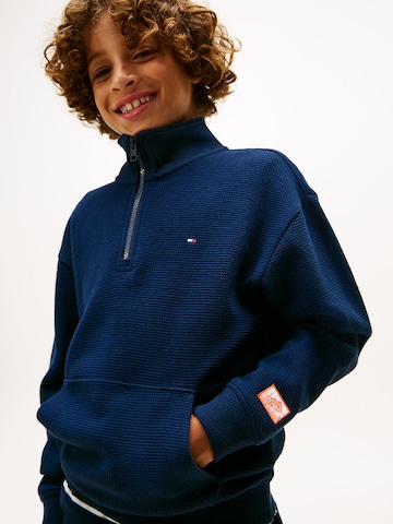 TOMMY HILFIGER Sweatshirt in Blauw