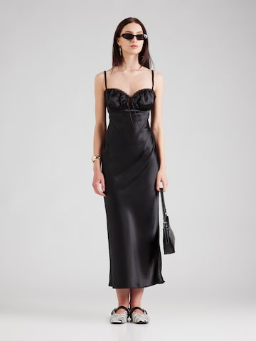 Gina Tricot Avondjurk in Zwart