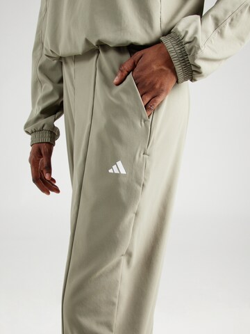 ADIDAS PERFORMANCE Tapered Sporthose 'Train Essentials ' in Grün