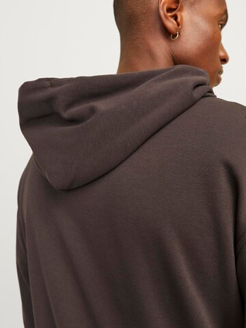 Felpa 'JJECharge' di JACK & JONES in marrone