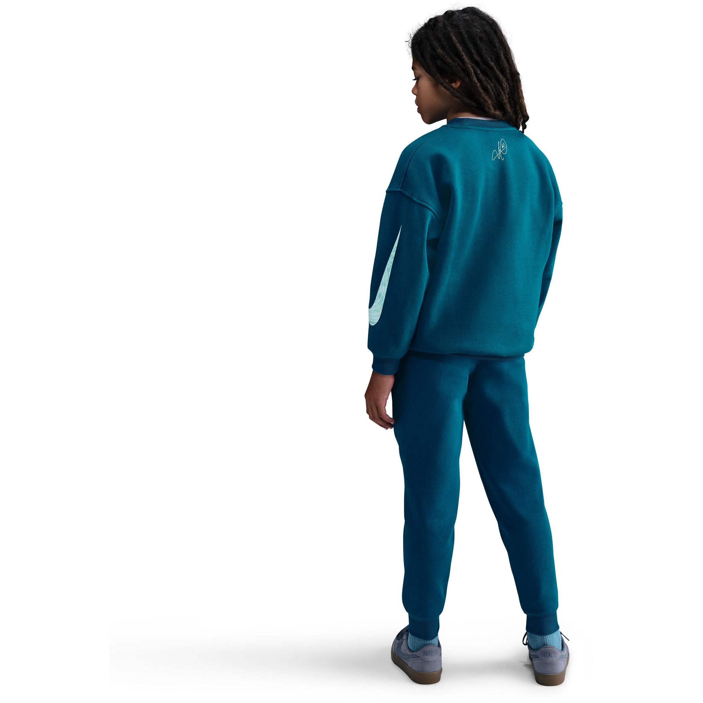 NIKE Tapered Sportnadrágok 'Club' - zöld