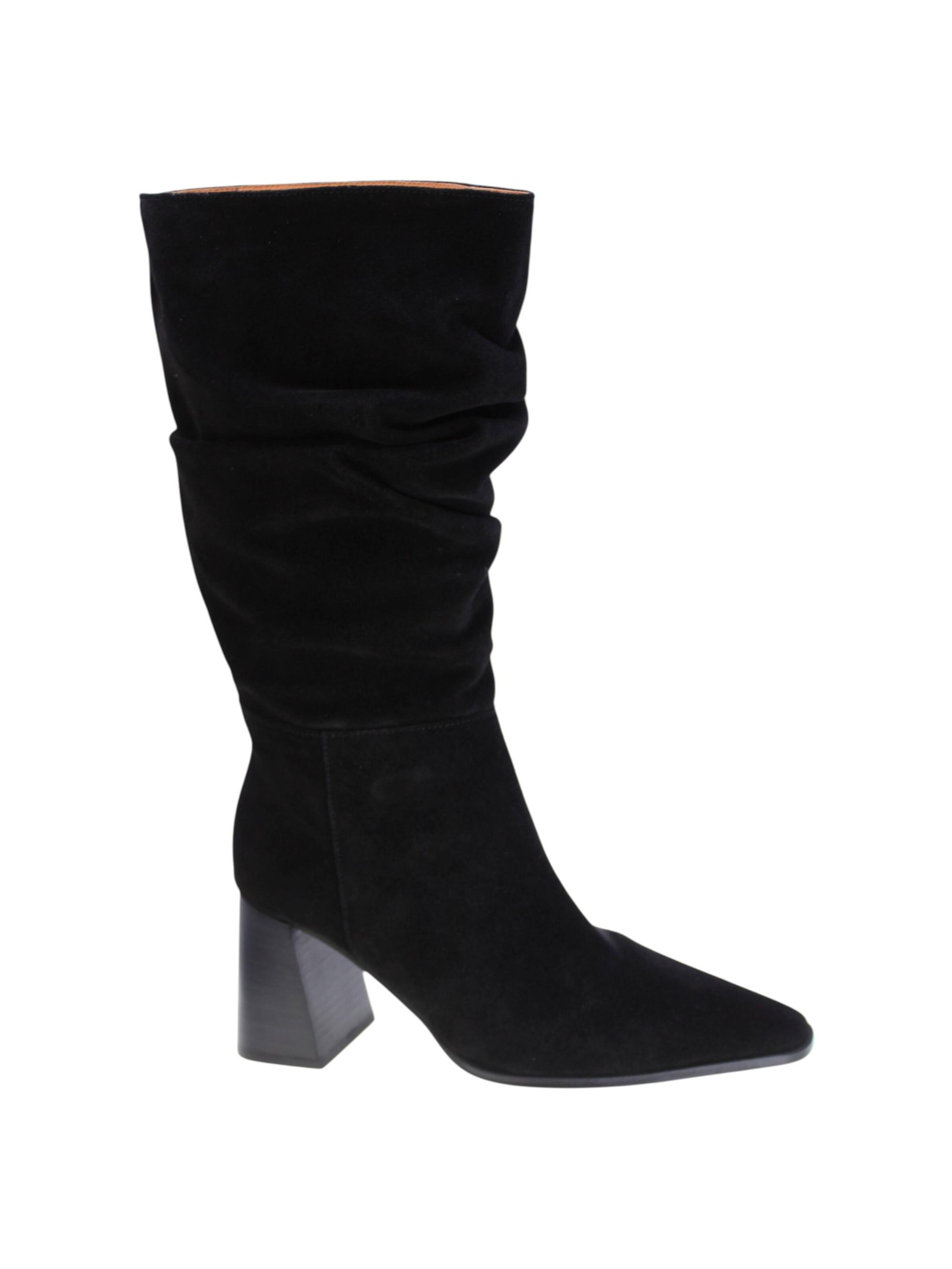 Boots di Angel Alarcon in nero: frontale