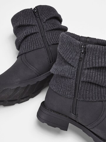 Bottines bonprix en gris