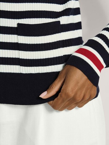 MADELEINE Trui in Blauw