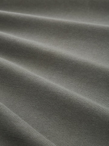 TOM TAILOR Sweater in Green