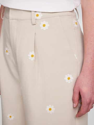 IIQUAL Regular Shorts 'KYLE' in Beige