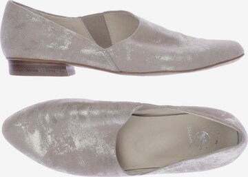 SALAMANDER Flats & Loafers in 39 in Beige: front