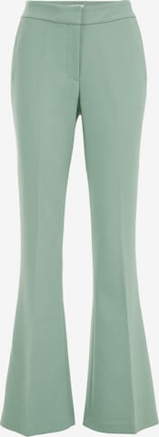 WE Fashion Regular Trousers in Green: front