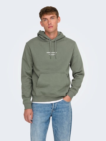 Sweat-shirt 'ONSCURATED' Only & Sons en gris : devant