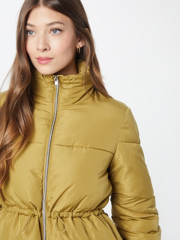 JDY - Chaqueta de invierno 'Luna' en verde