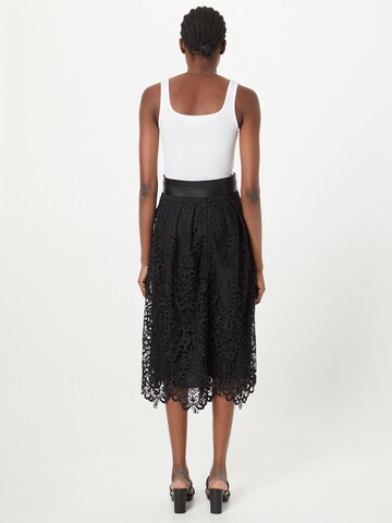 Coast Skirt in Black