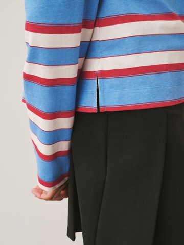 Next - Camiseta en azul