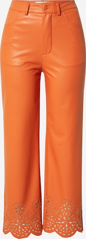 Katy Perry exclusive for ABOUT YOU Rozkloszowany krój Spodnie 'Nala' w kolorze pomarańczowy: przód