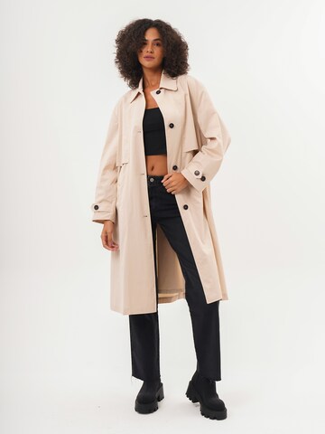 FRESHLIONS Between-seasons coat 'Cecilia' in Beige
