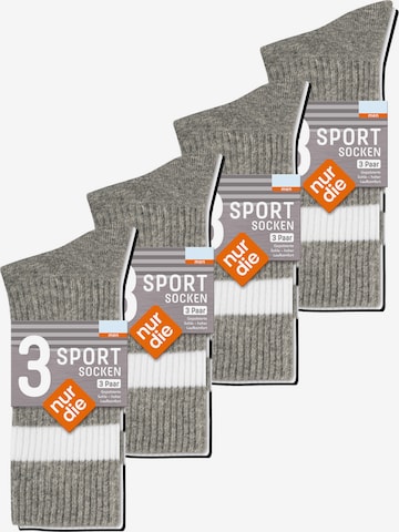 Chaussettes de sport Nur Die en gris : devant