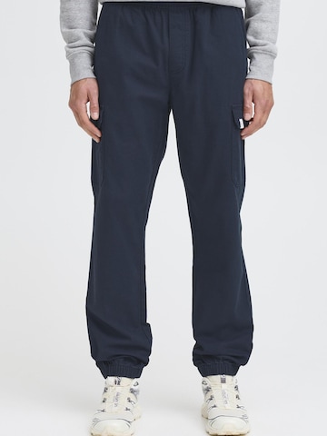 !Solid Tapered Cargobroek 'CAELAN' in Blauw: voorkant