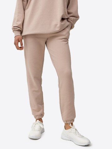 4F Regular Sportbroek in Beige: voorkant