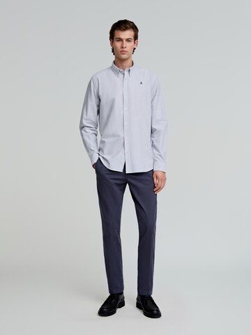 Scalpers Regular fit Button Up Shirt in Blue: front