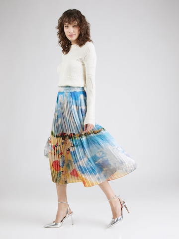 Rich & Royal Skirt in Blue