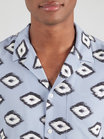 SCOTCH & SODA Comfort Fit Skjorta i blå