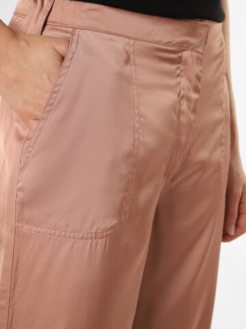 Ipuri Regular Pleat-Front Pants in Pink