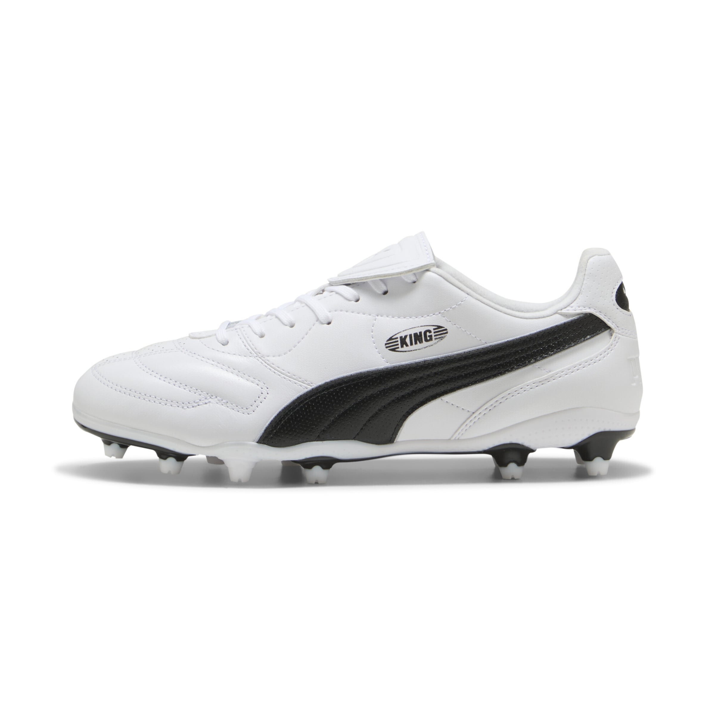 PUMA Soccer shoe 'King Liga' in White: front