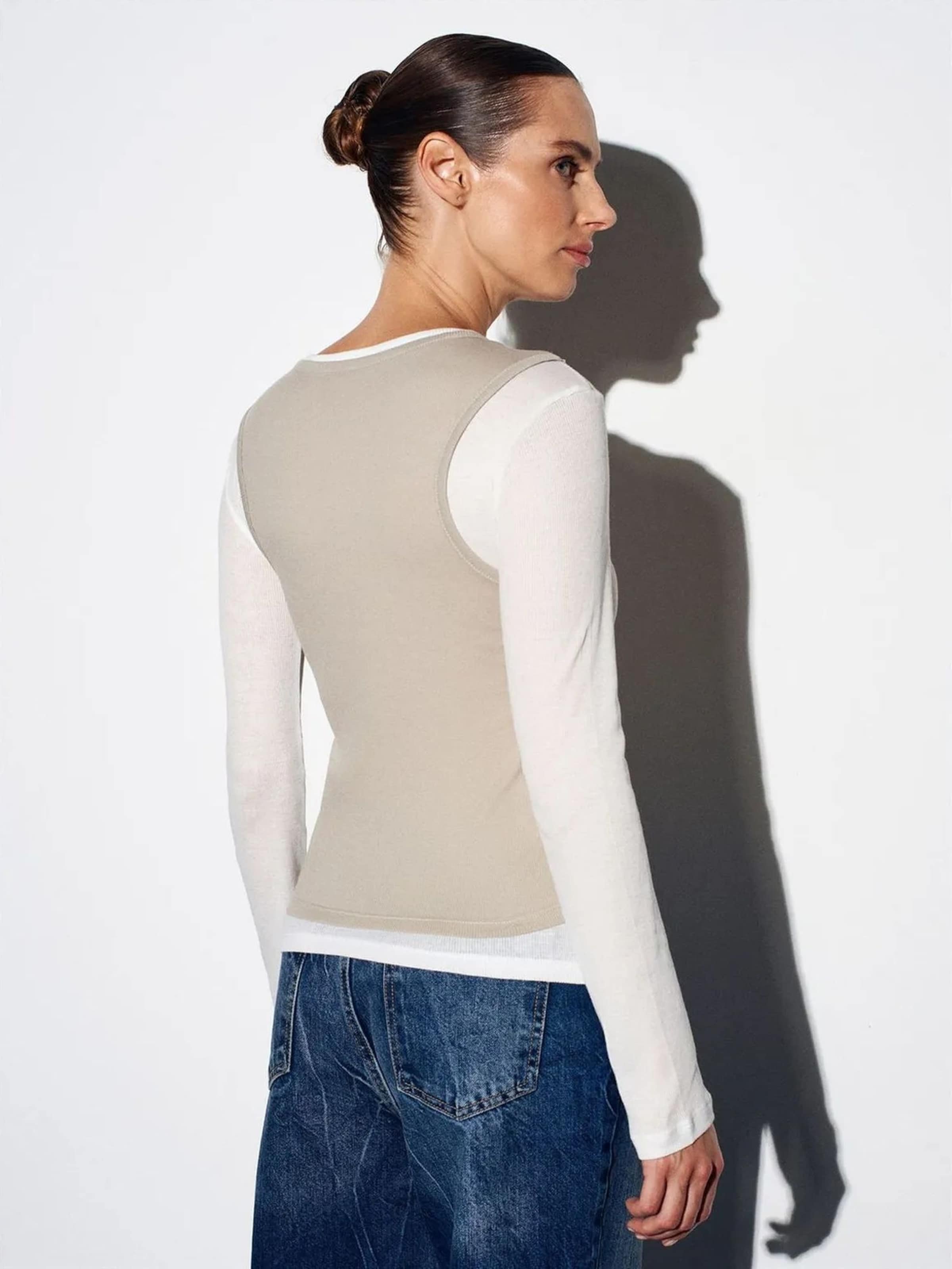 Dilvin Top in Beige