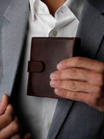 Time Resistance Wallet 'Ironweed' in Brown