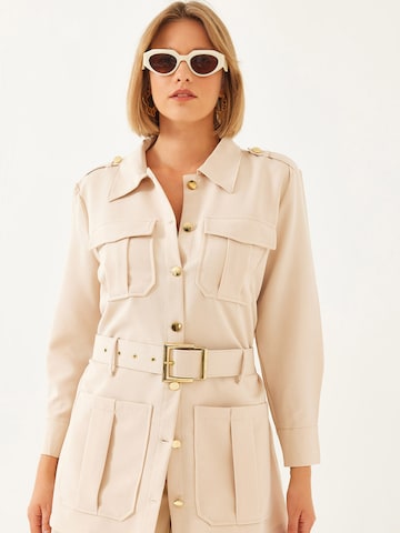 Cappotto di mezza stagione di Bianco Lucci in beige