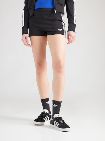 Coupe slim Pantalon 'CLASSIC' ADIDAS ORIGINALS en noir : devant